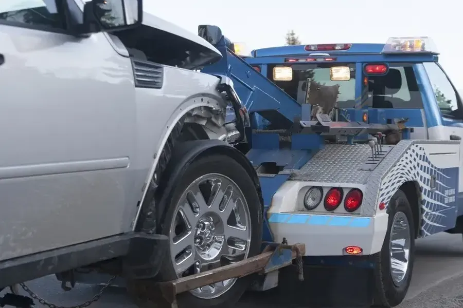 How Car Towing Services Help After An Accident in Lanham, MD